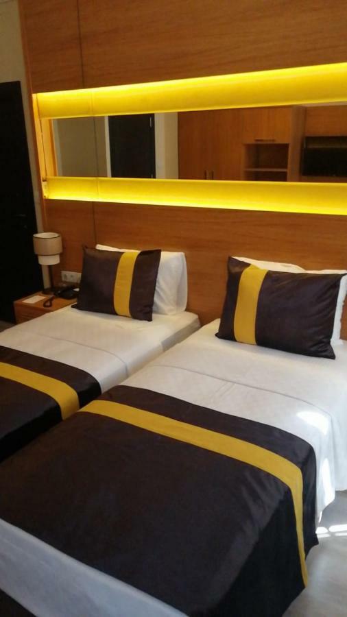 Karamans Sirkeci Suites Hotel Стамбул Екстер'єр фото