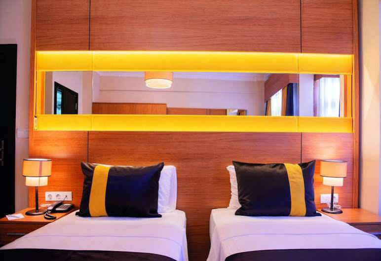 Karamans Sirkeci Suites Hotel Стамбул Екстер'єр фото